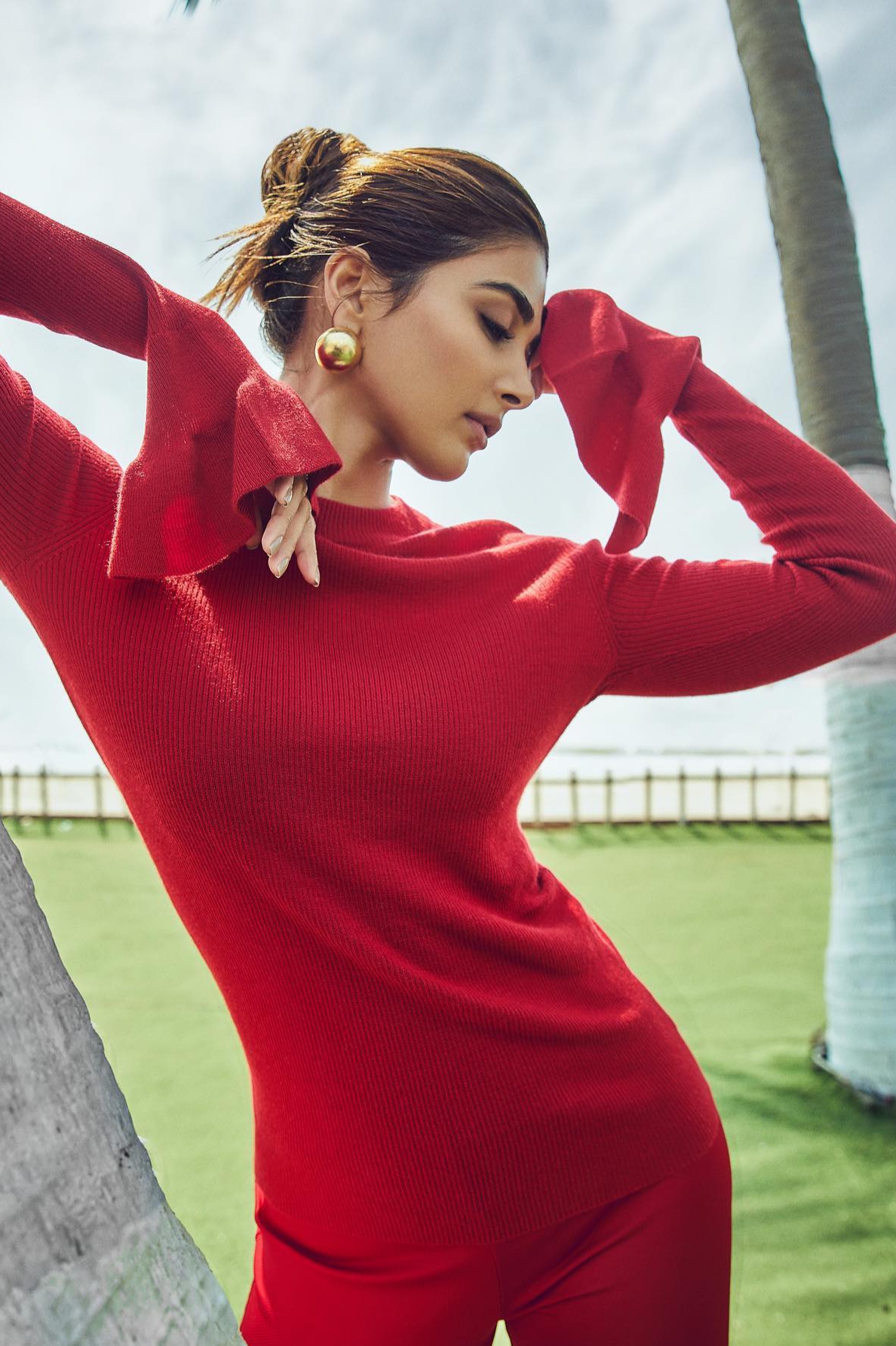 Pooja Hegde HD UHD High Re-Solution Photo