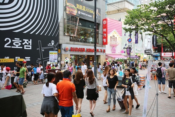 ตลาดเมียงดง (Myeongdong Market: 명동)