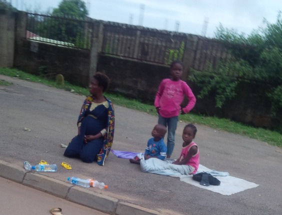 pregnant woman kids abuja streets