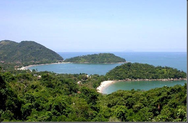 Praia Domingas Dias e Lázaro