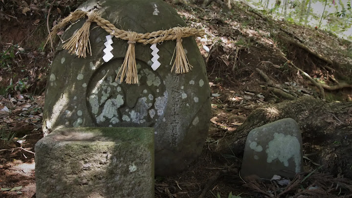 鳥取県西部のサイノカミ、本宮神社の双体道祖神