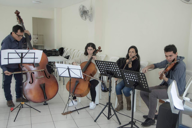 Coro Cantaré ensayando para Bodas