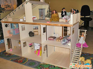  Doll house with veranda