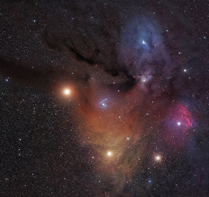 Marte e Antares nas nuvens Rho Ophiuchi