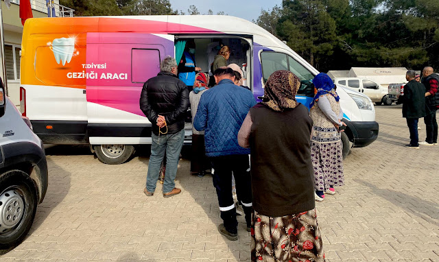 Büyükşehir’in Mobil Mutfak, Gezici Sağlık, Diş  Ve Kuaför Aracı Adıyaman’da Hizmete Başladı