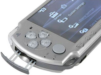 Sony PlayStation Portable PSP-2000 (Slim version) - Memory Stick Duo Card Slot