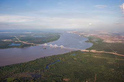 Puente Orinoquia, Río Orinoco