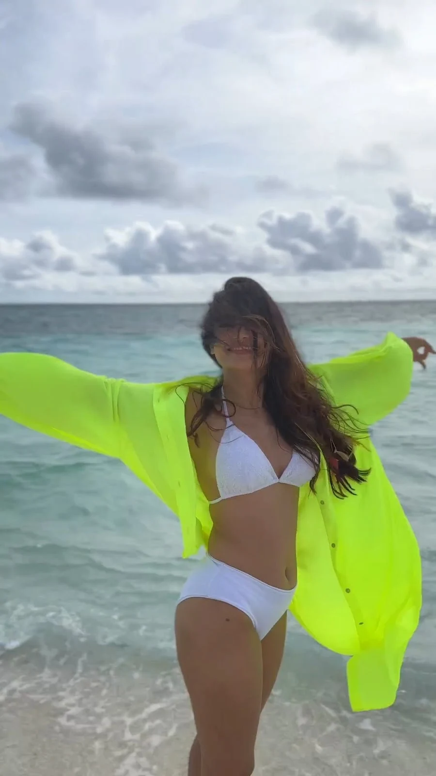 Surbhi Jyoti white bikini sexy body tv actress