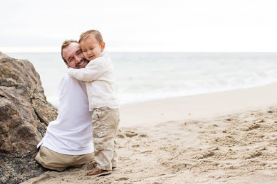 Nick Vujicic the man without no limbs and his son