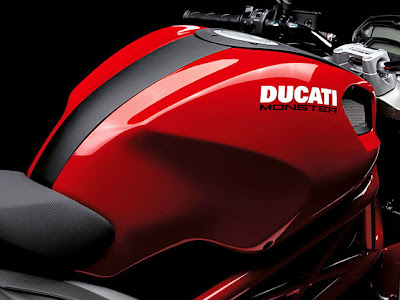 Ducati Monster 696