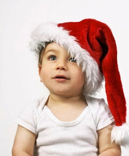 Foto-bayi-lucu-pakai-topi-santa