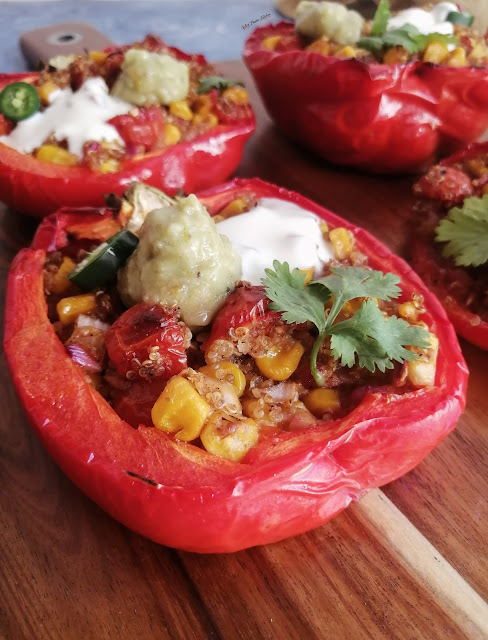 Mexican Quinoa Stuffed Peppers, stuffed peppers, quinoa, how to make quinoa, quinoa stuffed peppers, side dish, side dish recipe, recipe, food, mexican cream, guacamole, old el paso, vegan, vegan recipe, vegetarian recipe, food photography , spicy food, food blog, food blogger, spicy fusion kitchen