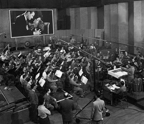 Scoring Stages: Universal