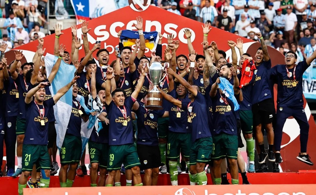 Fútbol en Chile: Campeones B (segunda categoría)