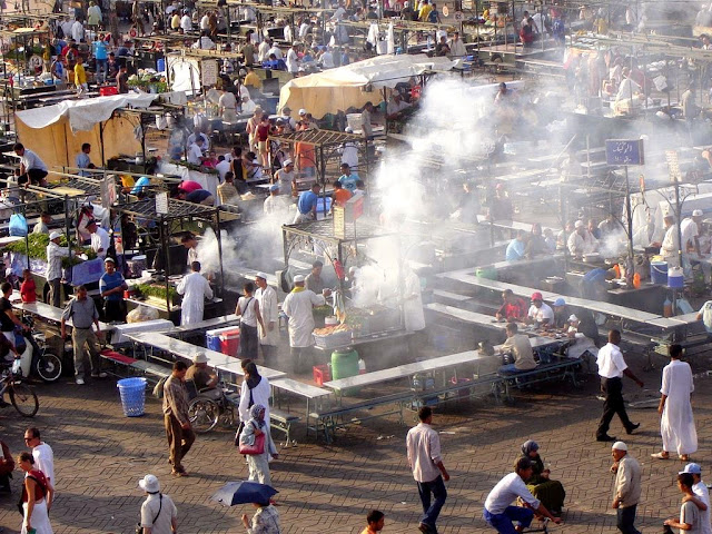 Magia Jemaa El Fna w Marrakeszu