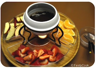 chocolate fondue machine,chocolate fondue sets,chocolate fondue ideas,chocolate for fondue,chocolate fondue fountains