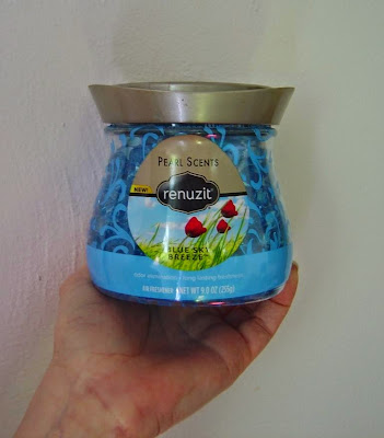 Renuzit Pearl Scents Blue Sky Breeze.jpeg