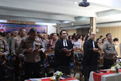 Berjalan Khidmat, Keluarga Besar Polresta Deli Serdang Laksanakan Ibadah memperingati Hari Paskah