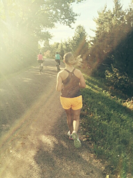 Running the High Line Canal trail