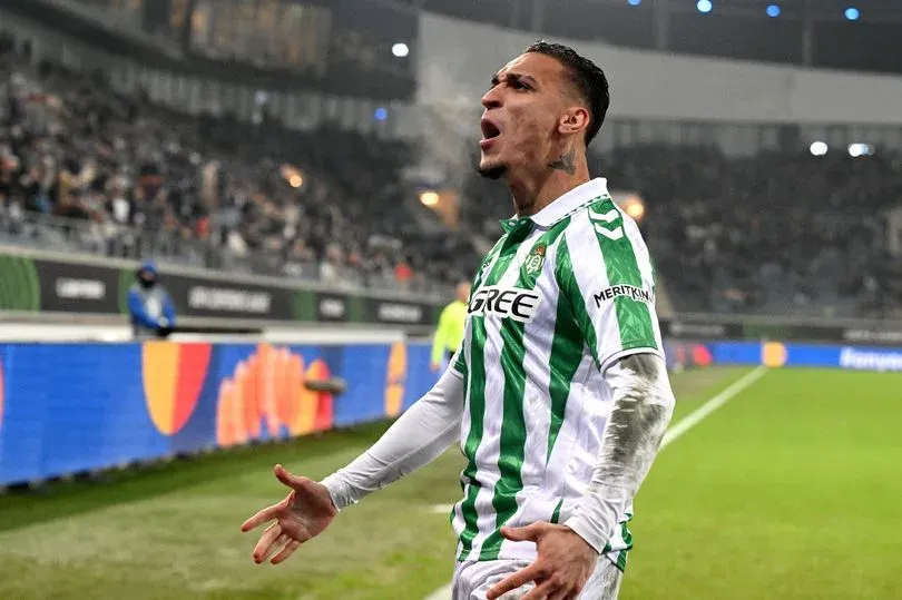 Antony loving life at Real Betis