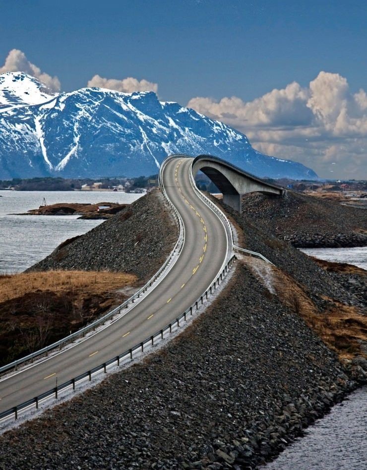 4. The Atlantic Ocean Road - Top 10 Things to See and Do in Norway