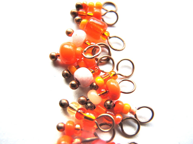 DIY overdadige oranje bellen/excessive orange earrings