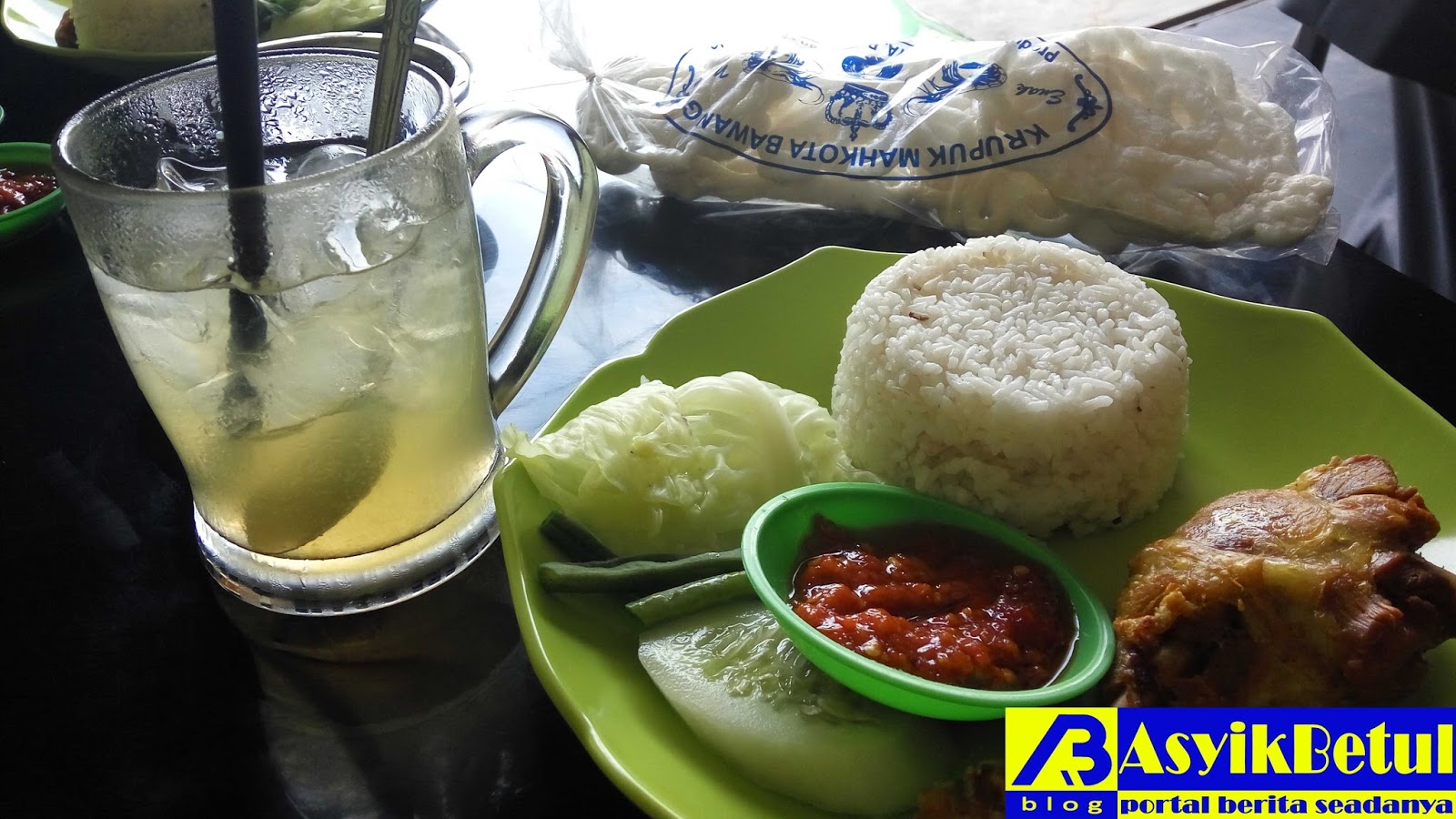 AsyikBetul Ayam Goreng Di Bebek Goreng Bang Alex Situbondo