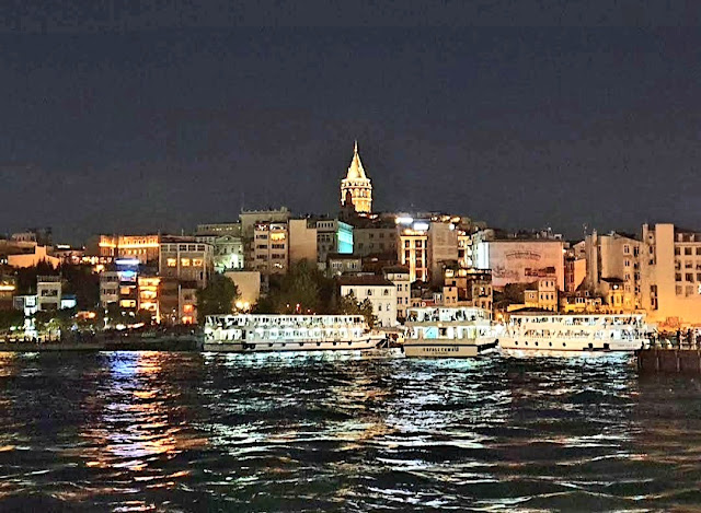 حي غلاطة الشهير في إسطنبول