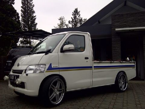 ... contoh foto gambar Modifikasi Mobil Pick Up Daihatsu GRAN MAX