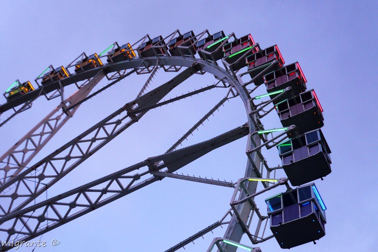 noria nocturna - feria de julio valenciana