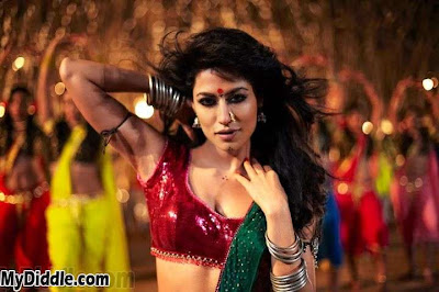 Chitrangada+Singh+Sexy+Stills+from+movie+Joker+-+Item+Song+-+_75chit