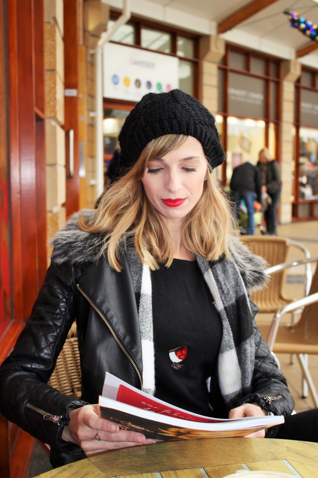 Casual OOTD featuring Christmas jumper from Debenhams The Collection