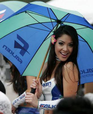 Sexy Umbrella Girls