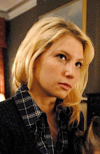 Ari Graynor guest-stars in the FRINGE episode Bound