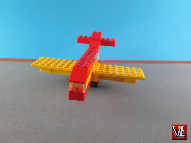 Avião de passageiros LEGO vintage