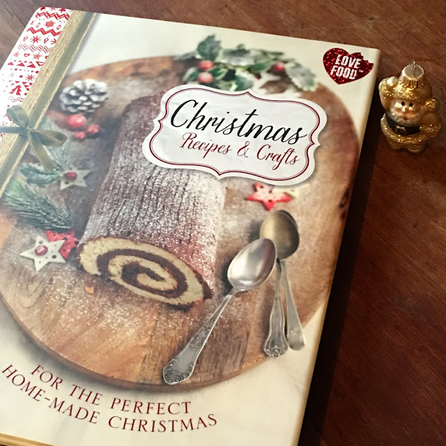 Christmas Recipes and Crafts book