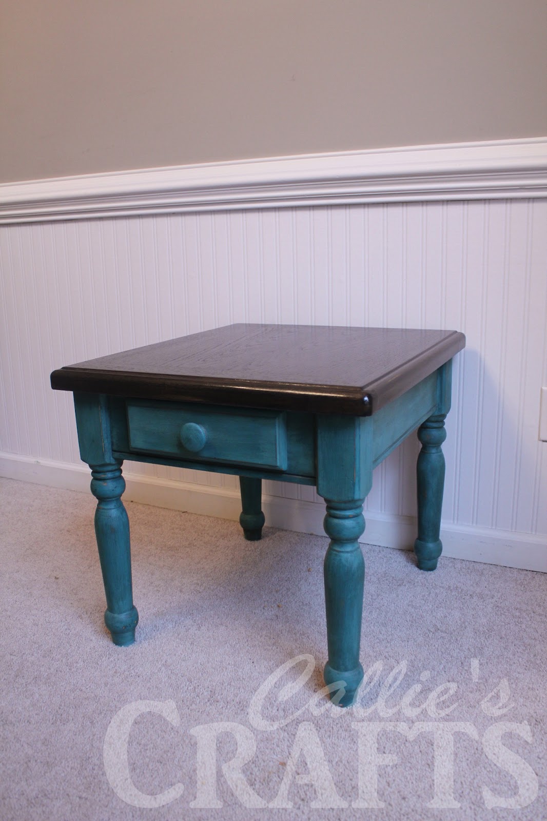 Callie's Crafts: Chalk Paint End Table (update)