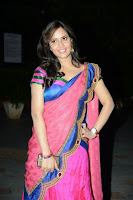 Anasuya latest hot pics in half saree14