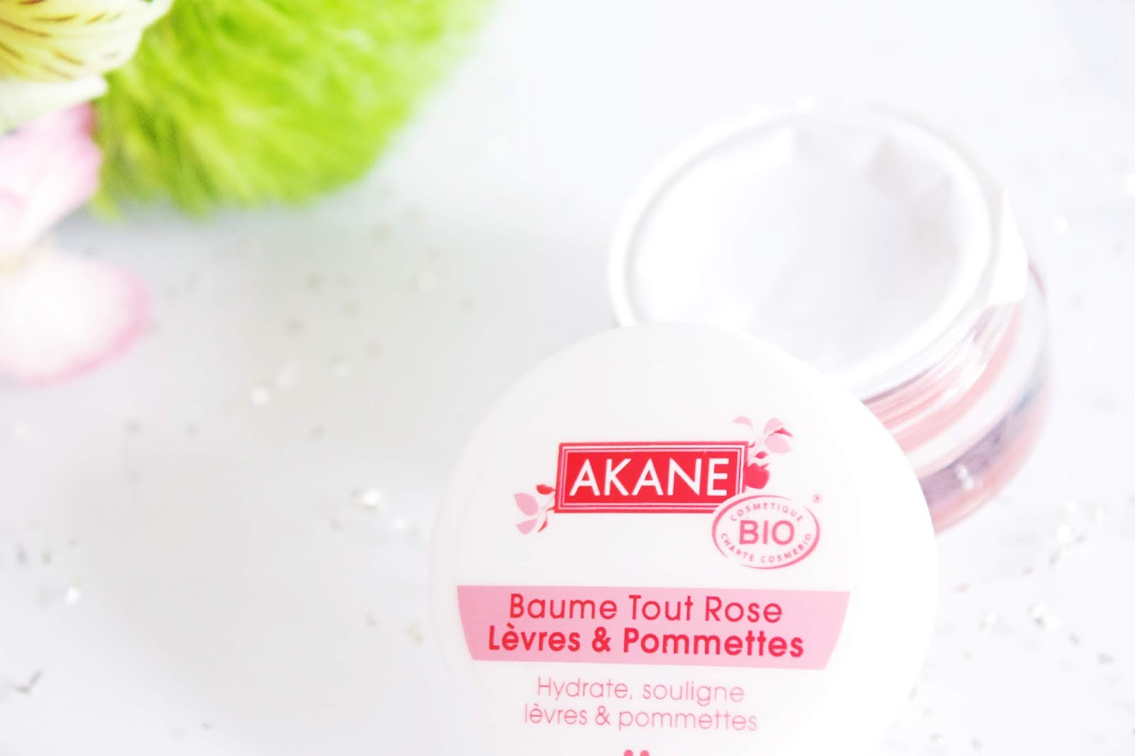 Baume-Tout-Rose-Levres-Pommettes-Akane