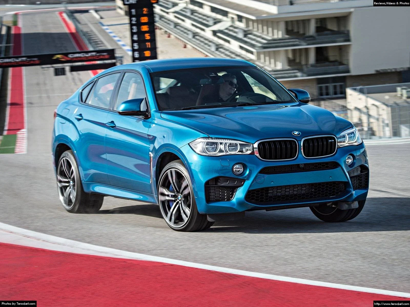 Hình ảnh xe ô tô BMW X6 M 2016 & nội ngoại thất