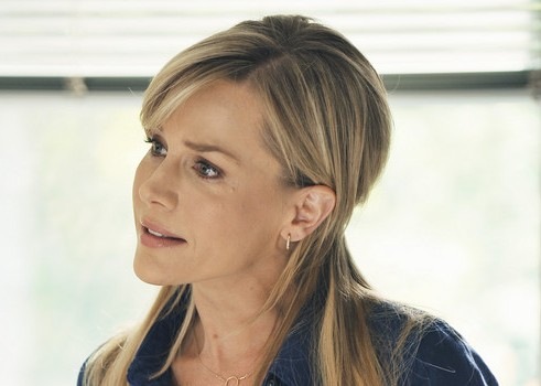 julie benz darla. Julie Benz – Dr. Stephanie