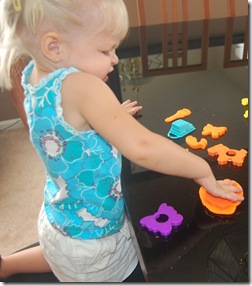 Babysiting Bailey & Owen's VBS 025
