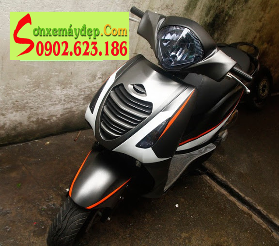 Sơn xe Honda PS 150 màu trắng xám chỉ cam