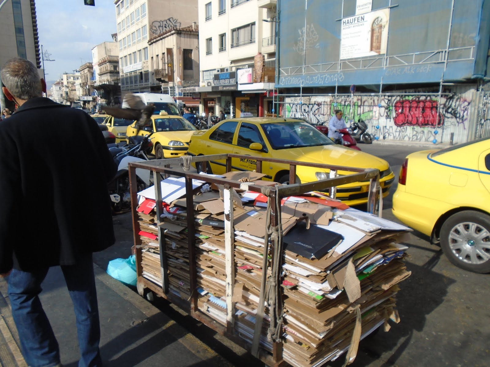 "THE YELLOW JOURNAL" BERLIN: NO COMMENTS!