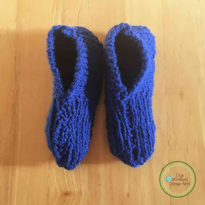 knitted-dark-blue-slippers