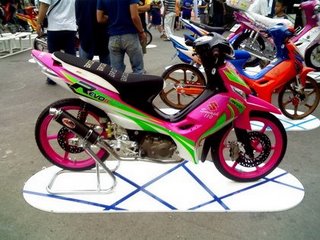 Photo Modifikasi Motor Revo