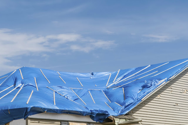 How to apply roof tarp