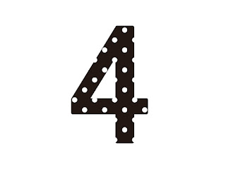 ４