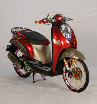 Contoh Modifikasi Motor Scoopy ( Ala - Ala Thailook Style 