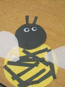 http://www.teachpreschool.org/2010/09/we-made-bumblebees-in-preschool/